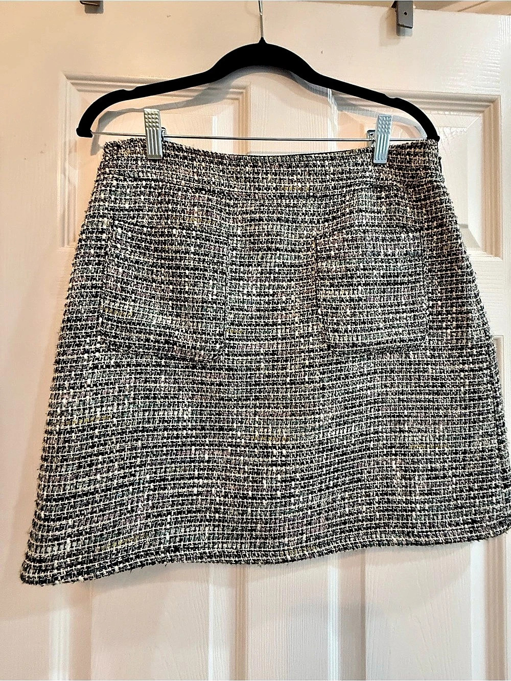 LOFT Tweed Mini Skirt in Black & Multicolor Size 8 Like New